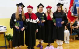 Dyplomatorium i czepkowanie absolwentów Wyższej Szkoły Gospodarki Kolegium Nauk Stosowanych Filii w Działdowie