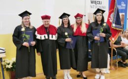 Dyplomatorium i czepkowanie absolwentów Wyższej Szkoły Gospodarki Kolegium Nauk Stosowanych Filii w Działdowie