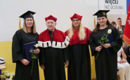 Dyplomatorium i czepkowanie absolwentów Wyższej Szkoły Gospodarki Kolegium Nauk Stosowanych Filii w Działdowie