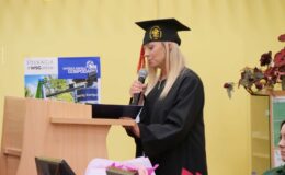 Dyplomatorium i czepkowanie absolwentów Wyższej Szkoły Gospodarki Kolegium Nauk Stosowanych Filii w Działdowie