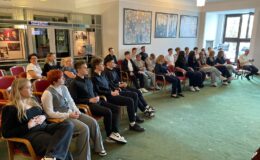 Młodzi radni z wizytą w Sejmie i na Stadionie Legii