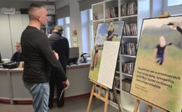 „Znikający błękit” – wernisaż wystawy fotograficznej Marii Wilkowskiej