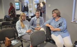 „Znikający błękit” – wernisaż wystawy fotograficznej Marii Wilkowskiej