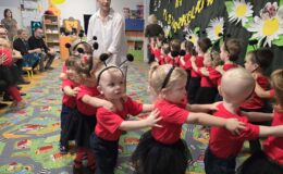 „Biedronki” pasowane na przedszkolaków