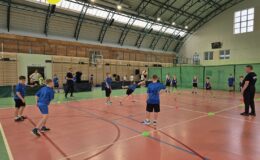 To była dobra zabawa i dużo ruchu czyli Drużynowe Zawody w „Dwa Ognie”