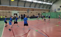 To była dobra zabawa i dużo ruchu czyli Drużynowe Zawody w „Dwa Ognie”