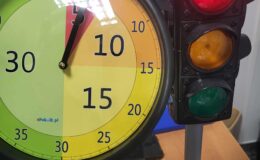 Hasło Planu Daltońskiego „Pomóż mi zrobić to samemu”