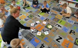 Hasło Planu Daltońskiego „Pomóż mi zrobić to samemu”