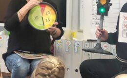 Hasło Planu Daltońskiego „Pomóż mi zrobić to samemu”