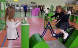 Pasowanie na Pierwszoklasistę i inne atrakcje w Szkole Podstawowej nr 2