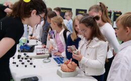 Pasowanie na Pierwszoklasistę i inne atrakcje w Szkole Podstawowej nr 2