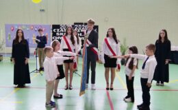 Pasowanie na Pierwszoklasistę i inne atrakcje w Szkole Podstawowej nr 2