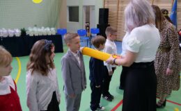 Pasowanie na Pierwszoklasistę i inne atrakcje w Szkole Podstawowej nr 2