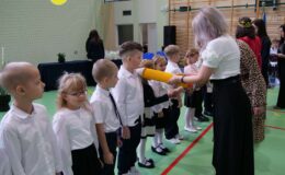 Pasowanie na Pierwszoklasistę i inne atrakcje w Szkole Podstawowej nr 2