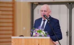 Pasowanie na Pierwszaka i Dzień Edukacji Narodowej w Szkole Podstawowej nr 1