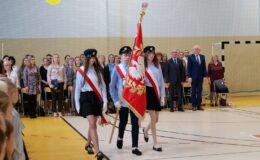 Pasowanie na Pierwszaka i Dzień Edukacji Narodowej w Szkole Podstawowej nr 1