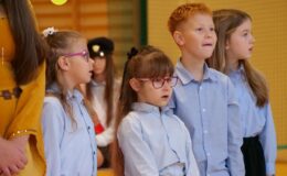 Pasowanie na Pierwszaka i Dzień Edukacji Narodowej w Szkole Podstawowej nr 1