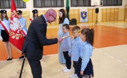 Pasowanie na Pierwszaka i Dzień Edukacji Narodowej w Szkole Podstawowej nr 1