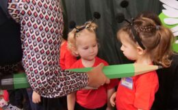 „Biedronki” pasowane na przedszkolaków