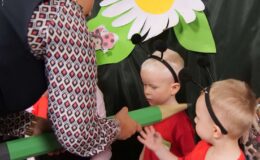 „Biedronki” pasowane na przedszkolaków