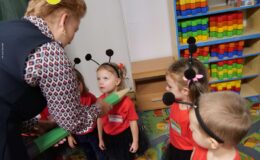 „Biedronki” pasowane na przedszkolaków