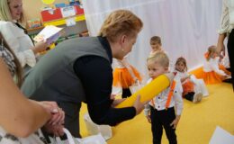 „Tygryski” już po pasowaniu na przedszkolaka 