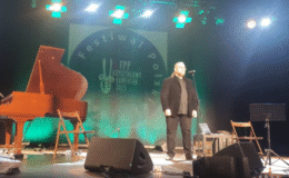 kadr z występu Pawła Stawińskiego