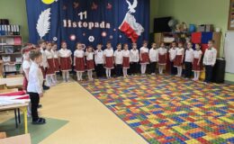 Uroczysta akademia z okazji Święta Niepodległości w Przedszkolu nr 5
