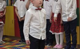 Uroczysta akademia z okazji Święta Niepodległości w Przedszkolu nr 5