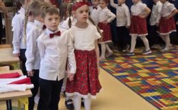 Uroczysta akademia z okazji Święta Niepodległości w Przedszkolu nr 5