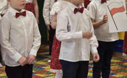Uroczysta akademia z okazji Święta Niepodległości w Przedszkolu nr 5