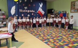 Uroczysta akademia z okazji Święta Niepodległości w Przedszkolu nr 5