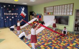 Uroczysta akademia z okazji Święta Niepodległości w Przedszkolu nr 5