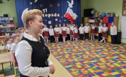 Uroczysta akademia z okazji Święta Niepodległości w Przedszkolu nr 5