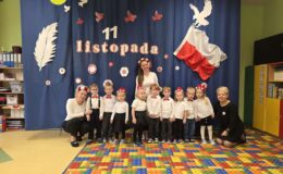 Uroczysta akademia z okazji Święta Niepodległości w Przedszkolu nr 5
