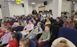 „Czerwone, Żółte i Zielone” – musical o bezpieczeństwie na drodze 