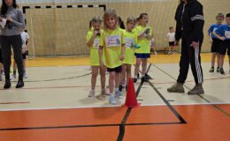 Mikołajkowe mistrzostwa dla pierwszaków 