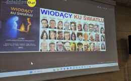 Anna Barbara Czuraj-Struzik z honorową odznaką Zasłużony dla Kultury Polskiej