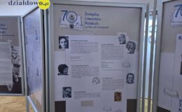 Anna Barbara Czuraj-Struzik z honorową odznaką Zasłużony dla Kultury Polskiej