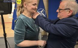 Anna Barbara Czuraj-Struzik z honorową odznaką Zasłużony dla Kultury Polskiej