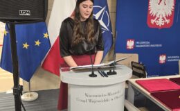 Anna Barbara Czuraj-Struzik z honorową odznaką Zasłużony dla Kultury Polskiej
