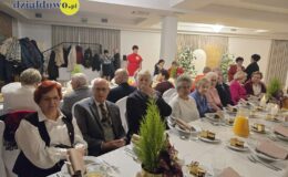 Spotkanie opłatkowe studentów Uniwersytetu Trzeciego Wieku i członków Polskiego Związku Emerytów i Rencistów oddział w Działdowie