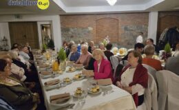 Spotkanie opłatkowe studentów  Uniwersytetu Trzeciego Wieku