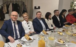 Spotkanie opłatkowe studentów  Uniwersytetu Trzeciego Wieku