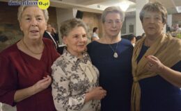 Spotkanie opłatkowe studentów  Uniwersytetu Trzeciego Wieku