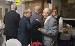 Spotkanie opłatkowe studentów  Uniwersytetu Trzeciego Wieku