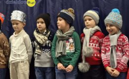 „Hu, hu, ha” – zimowe przedstawienie w Przedszkolu nr 3 