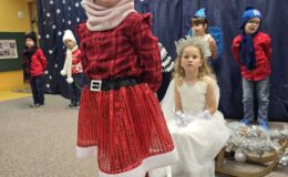 „Hu, hu, ha” – zimowe przedstawienie w Przedszkolu nr 3