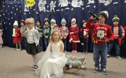 „Hu, hu, ha” – zimowe przedstawienie w Przedszkolu nr 3