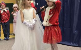 „Hu, hu, ha” – zimowe przedstawienie w Przedszkolu nr 3